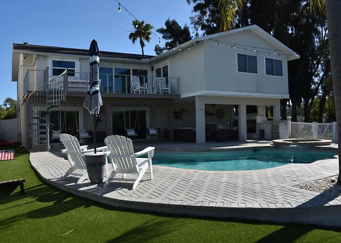 Holiday home Infinaty Oasis - Waterfront - Pool - Walk To *