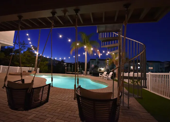 Infinaty Oasis - Waterfront - Pool - Walk To