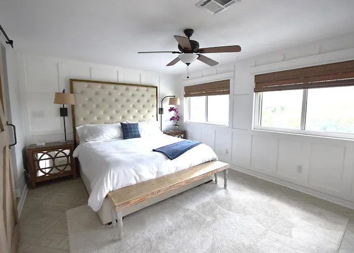 Holiday home Infinaty Oasis - Waterfront - Pool - Walk To Clearwater Beach