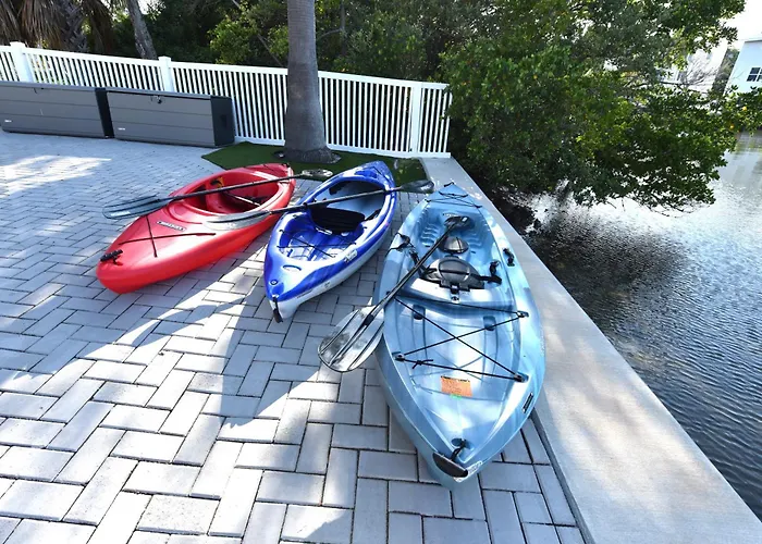 Holiday home Infinaty Oasis - Waterfront - Pool - Walk To